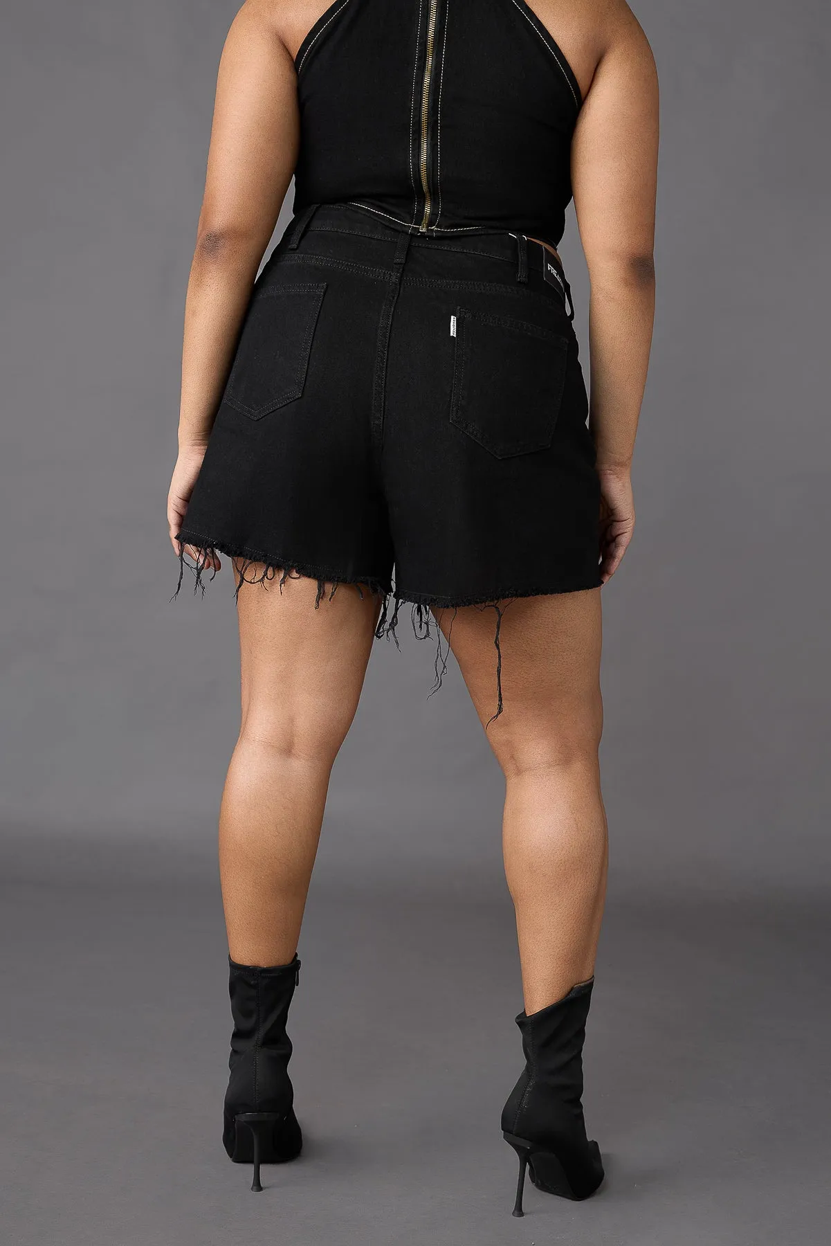 Curve Classic Black Shorts