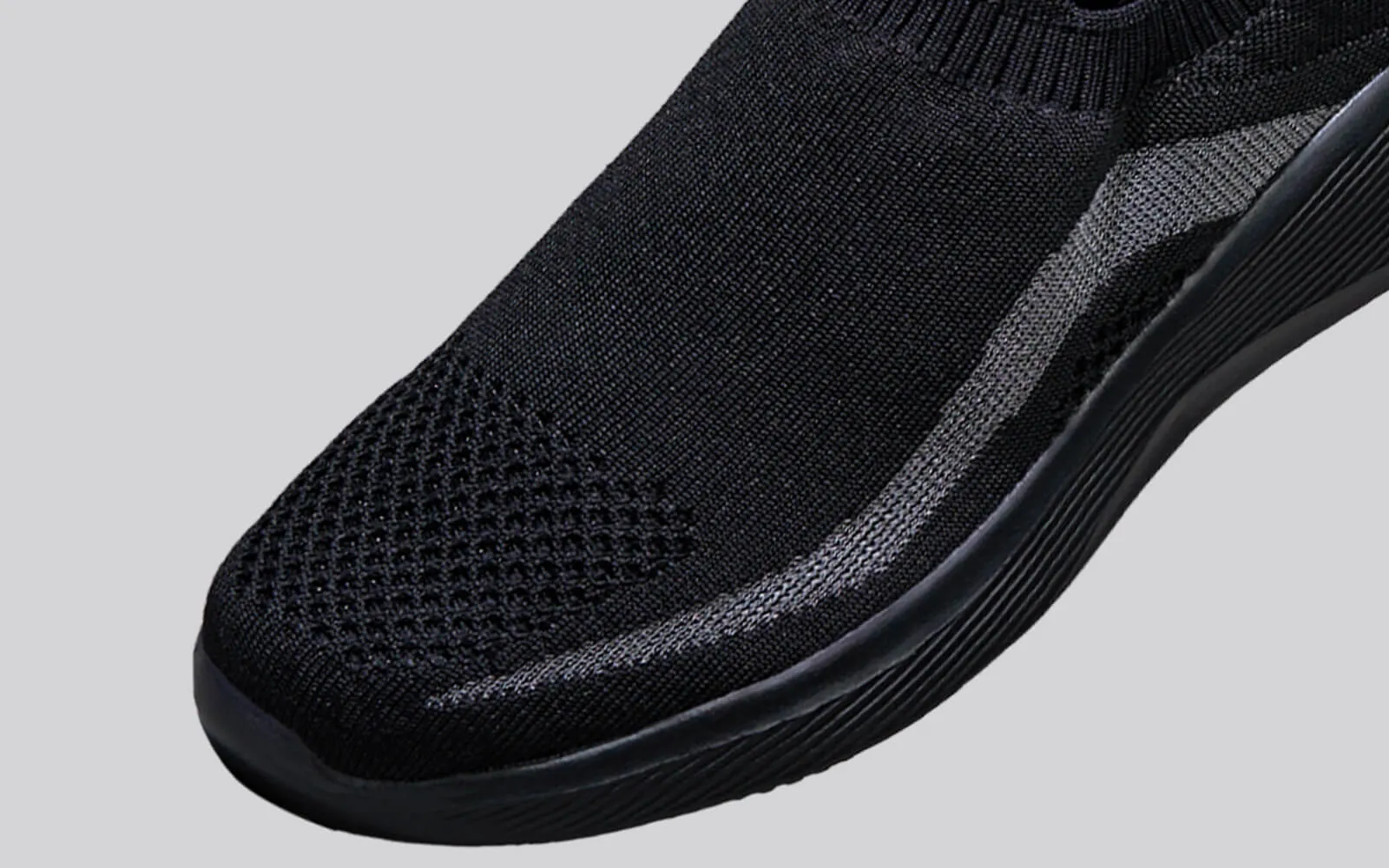 Everyday Basic Slip Ons : Black