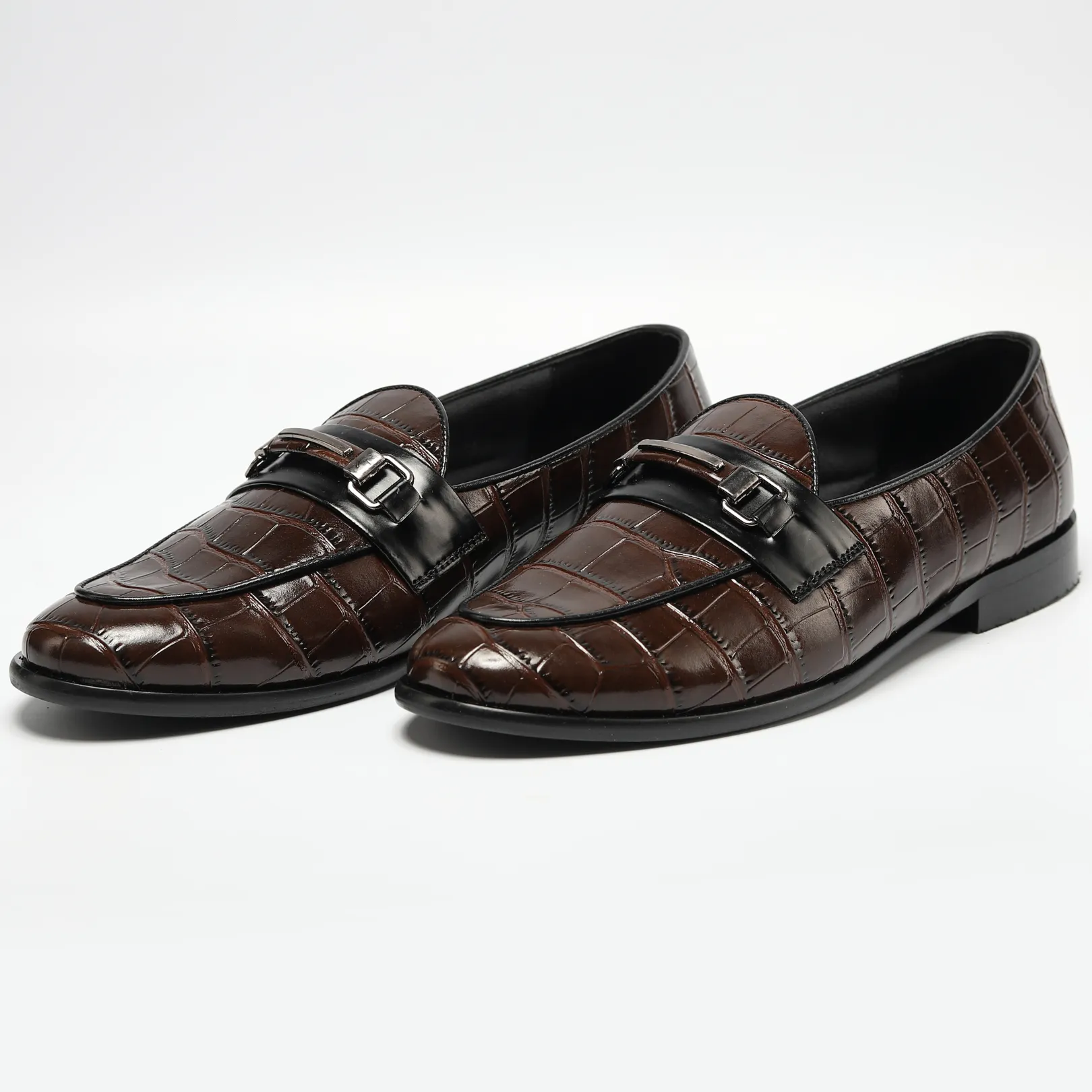 Magnificos Classic Horsebit Slip Ons - Brown