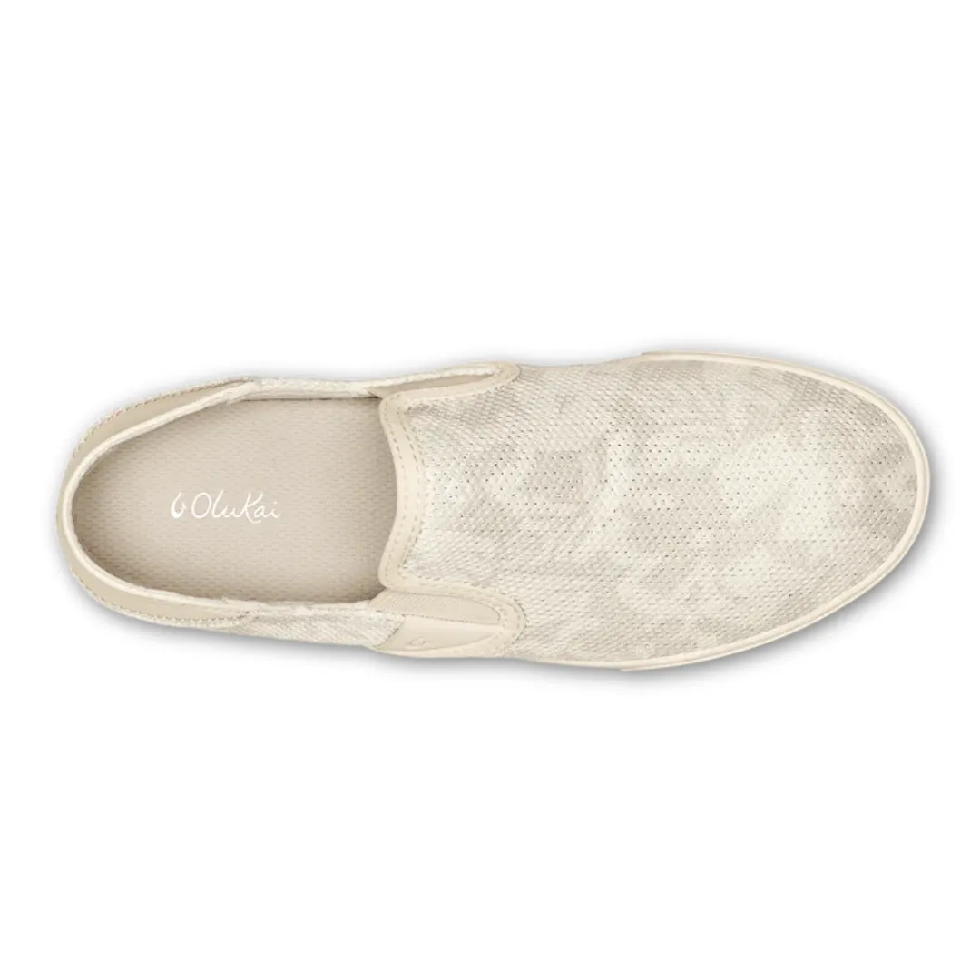 Olukai Pehuea Slip Ons - Puka/White