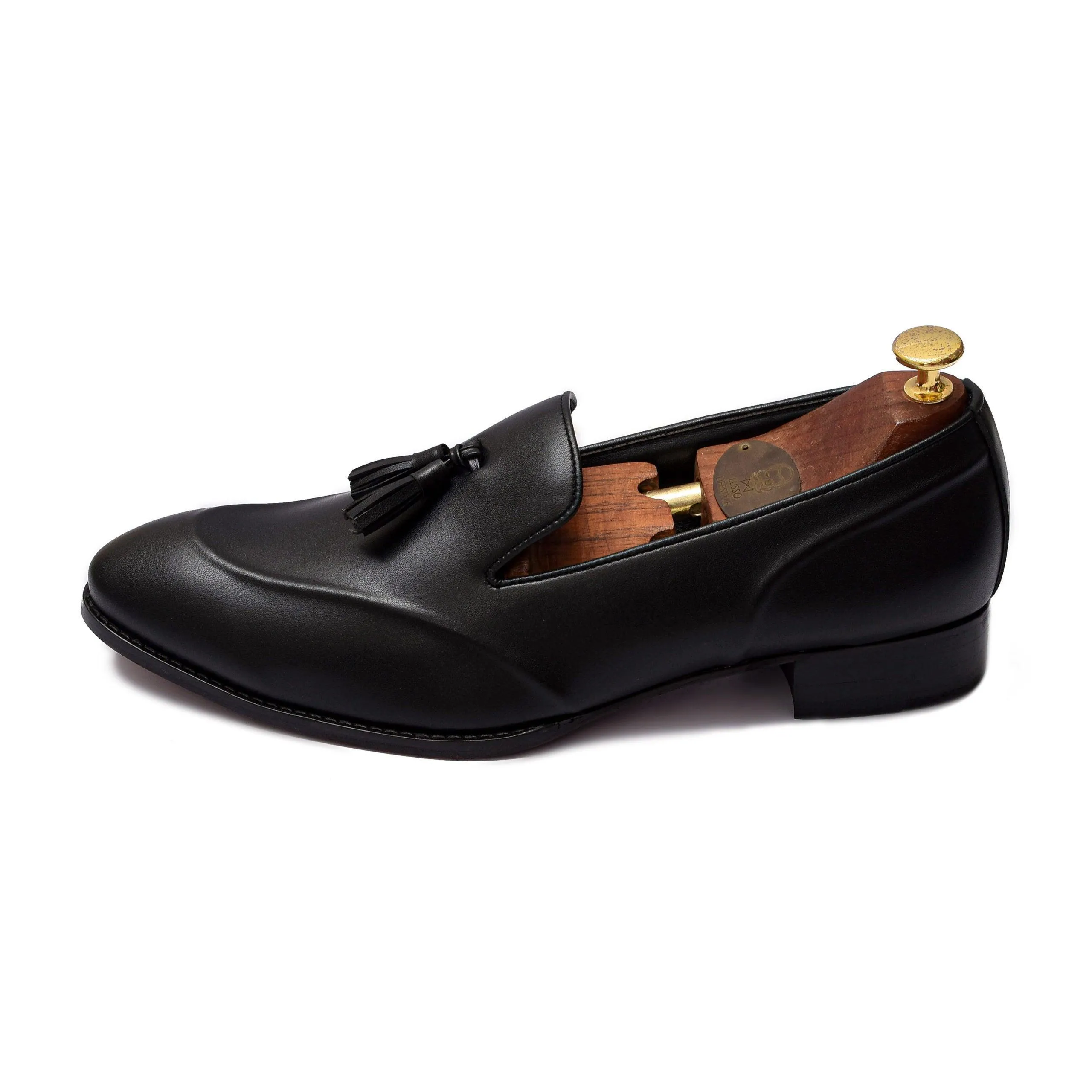 PINO | BLACK TASSEL SLIP-ON